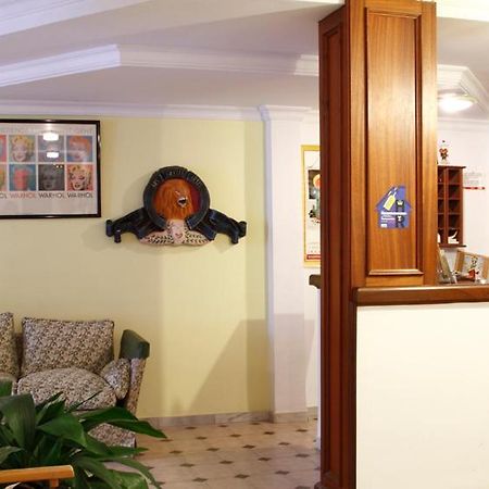 Bed & Breakfast Niagara L'Alfas del Pi Exterior photo