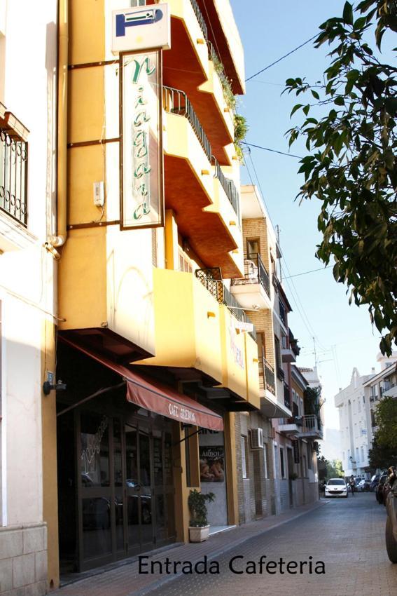 Bed & Breakfast Niagara L'Alfas del Pi Exterior photo